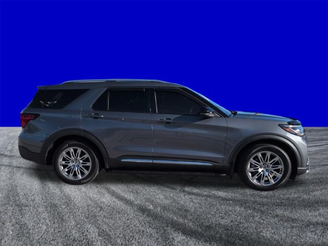 Certified 2026 Ford Explorer Platinum RWD image 3