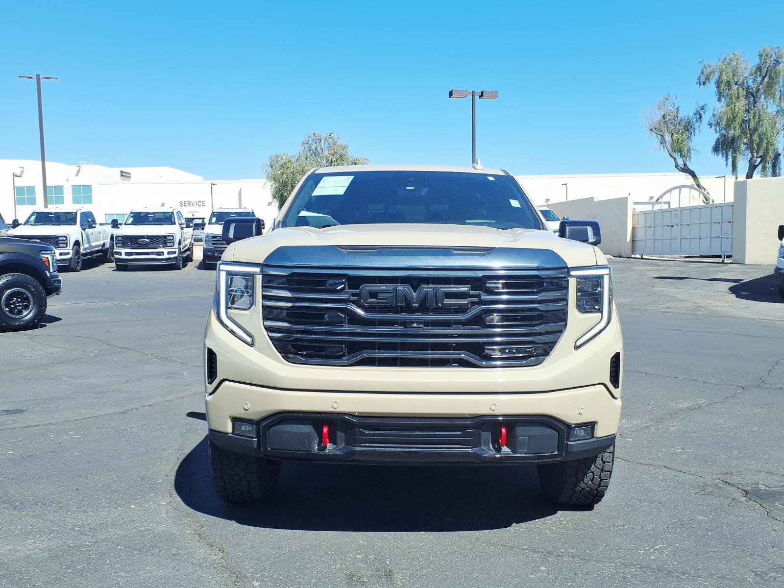 Used 2023 GMC Sierra 1500 AT4 w/ AT4 Premium Package AWD/4WD image 2