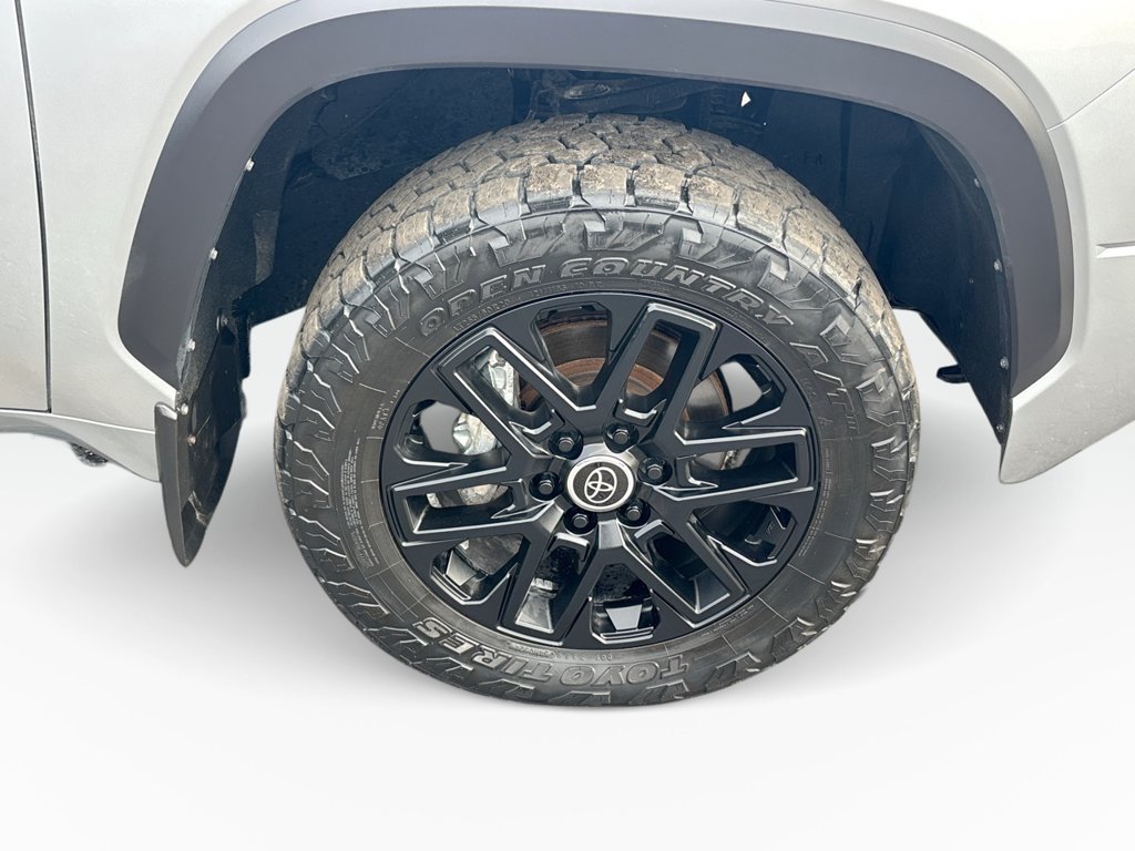 Used 2024 Toyota Tundra Limited AWD/4WD image 12