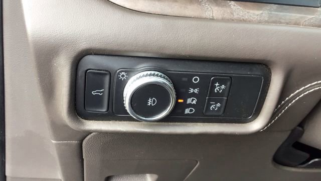 Certified 2021 Ford Explorer Platinum w/ Equipment Group 601A image 20