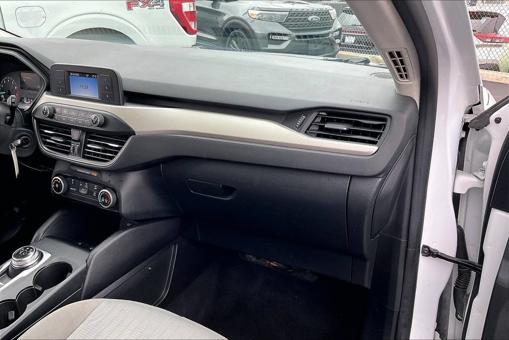 Certified 2022 Ford Escape S AWD/4WD image 15