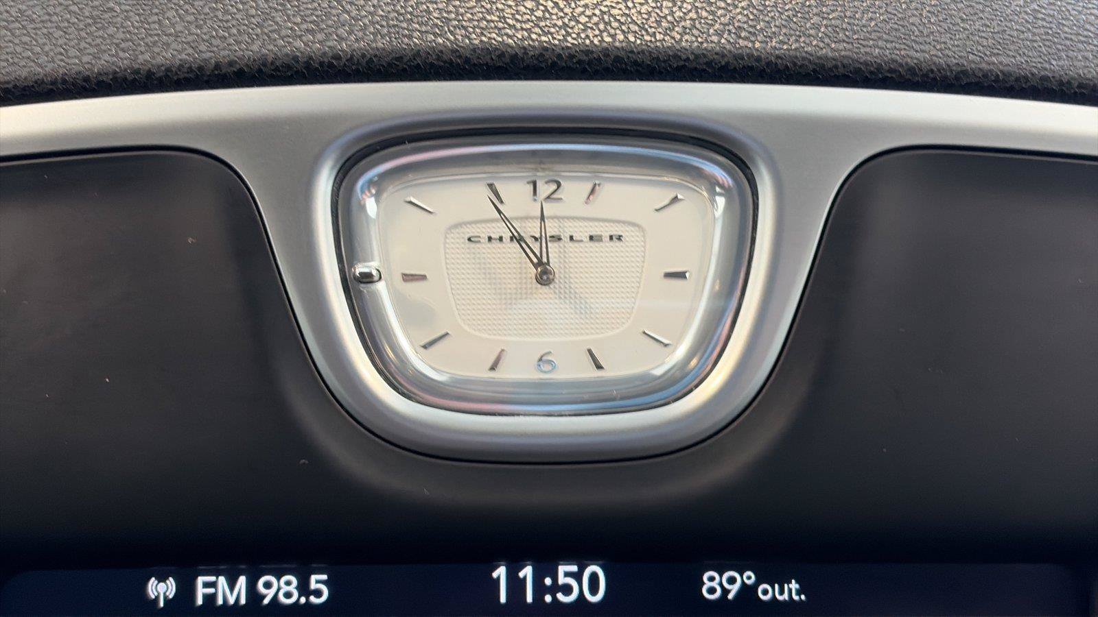 Used 2018 Chrysler 300 Touring w/ Sport Appearance Package RWD image 21
