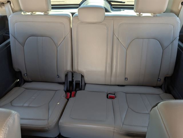 Certified 2021 Ford Expedition Limited image 28