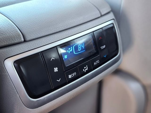 Used 2019 Toyota Highlander XLE image 17