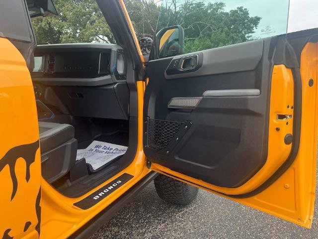 Certified 2022 Ford Bronco Black Diamond w/ Sasquatch Package AWD/4WD image 39