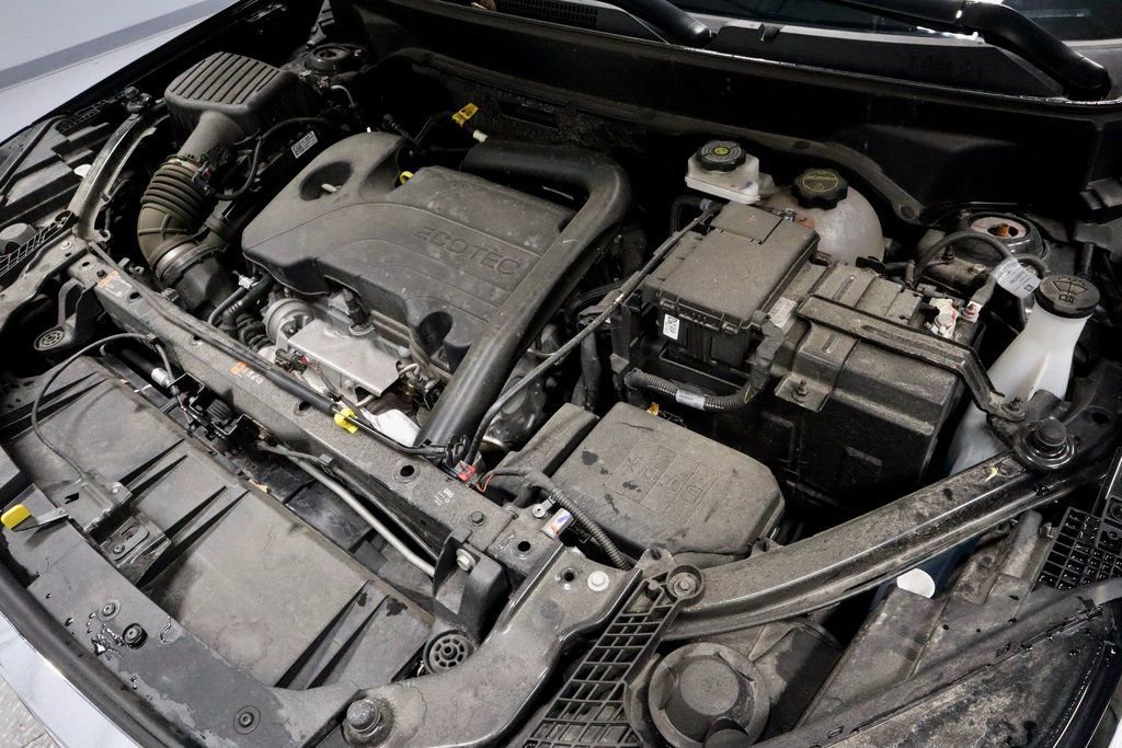 Used 2024 GMC Terrain SLT image 18