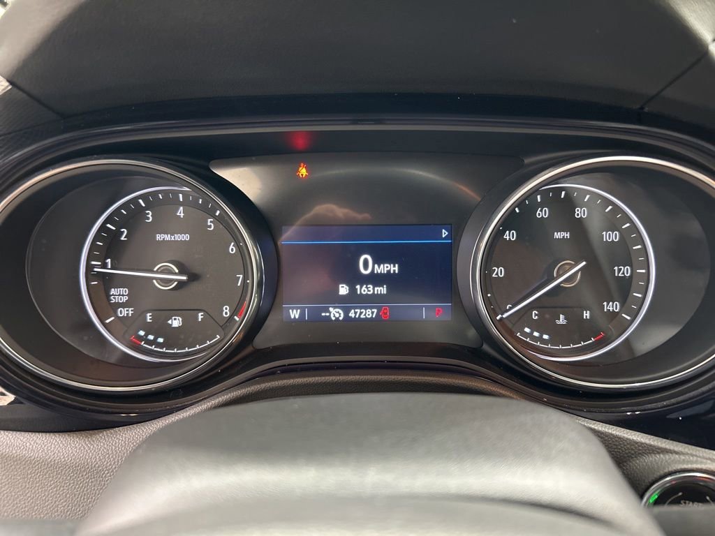 Used 2023 Buick Encore GX Preferred w/ Cold Weather Comfort Package FWD image 17