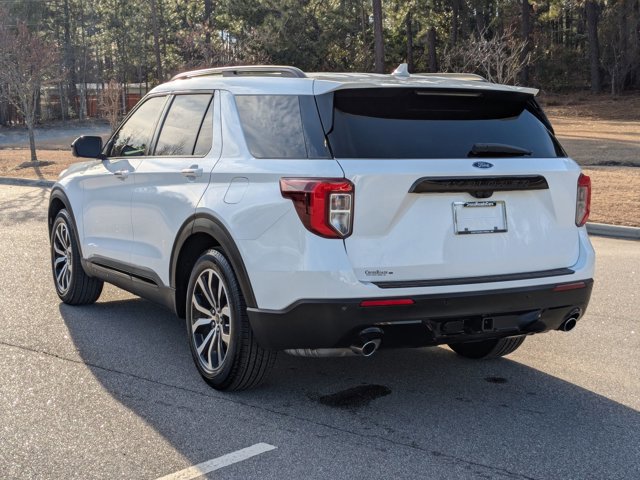 Certified 2022 Ford Explorer ST-Line w/ Class IV Trailer Tow Package image 4