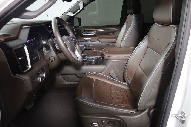 Used 2023 GMC Sierra 1500 Denali AWD/4WD image 9
