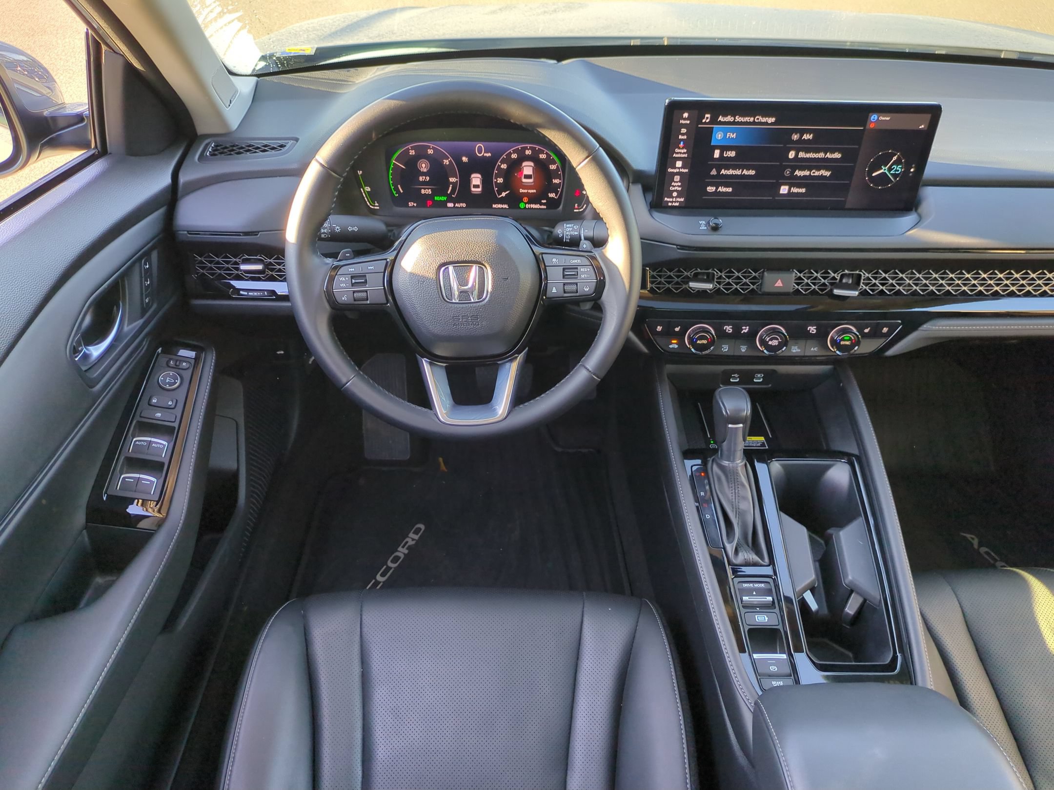 Used 2023 Honda Accord Touring image 32