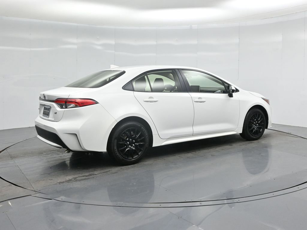 Used 2020 Toyota Corolla LE image 12