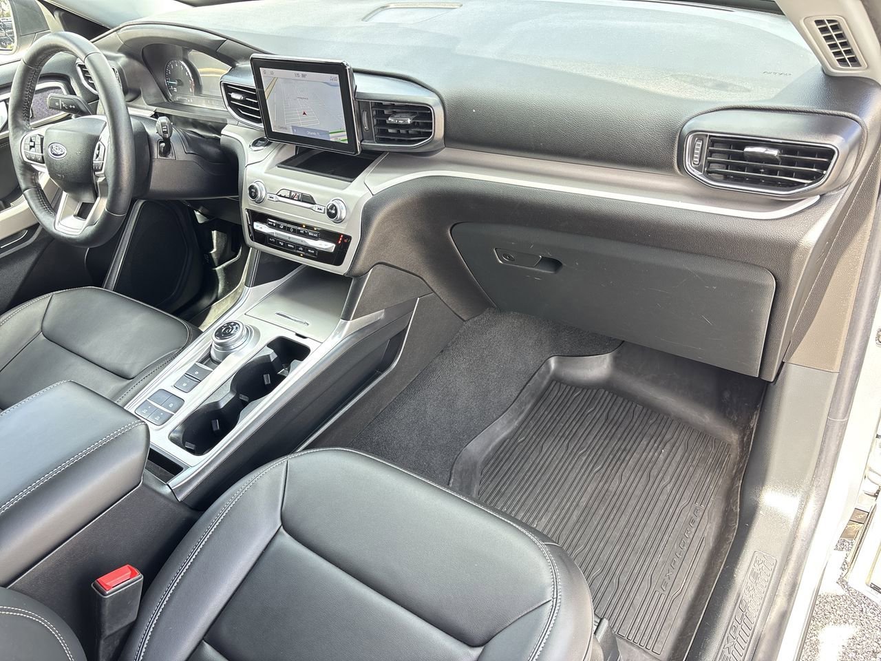 Certified 2023 Ford Explorer XLT w/ Equipment Group 202A image 12