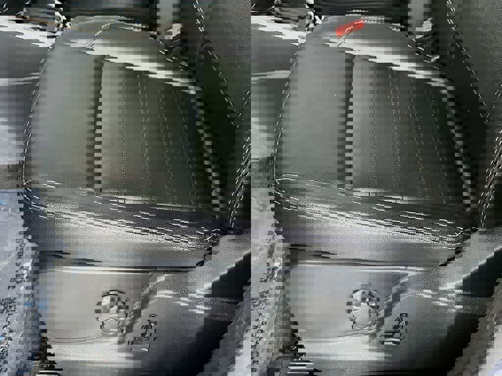 Certified 2021 Ford EcoSport Titanium image 29