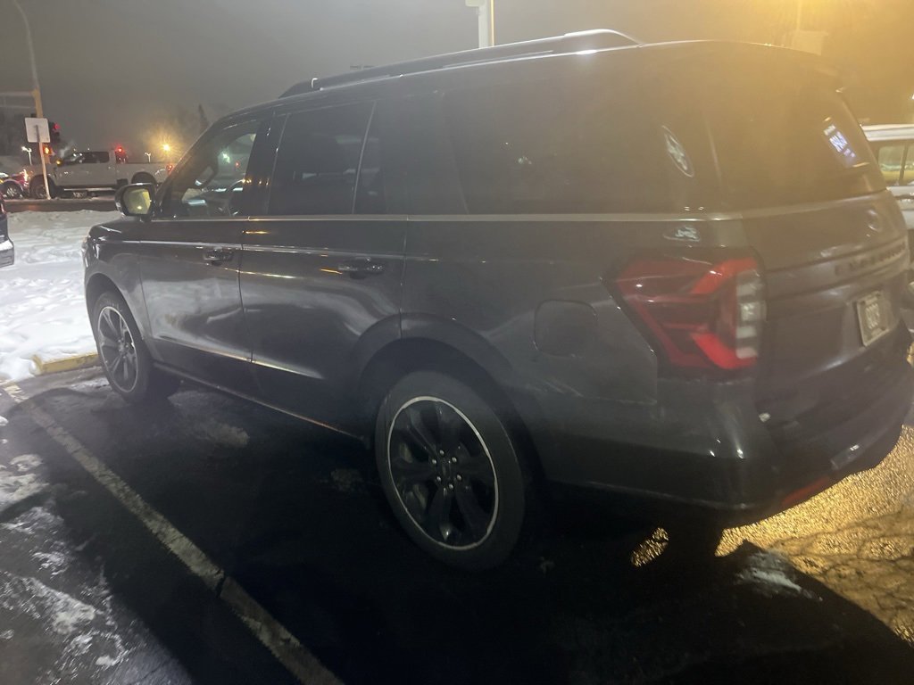 Certified 2022 Ford Expedition Limited image 3