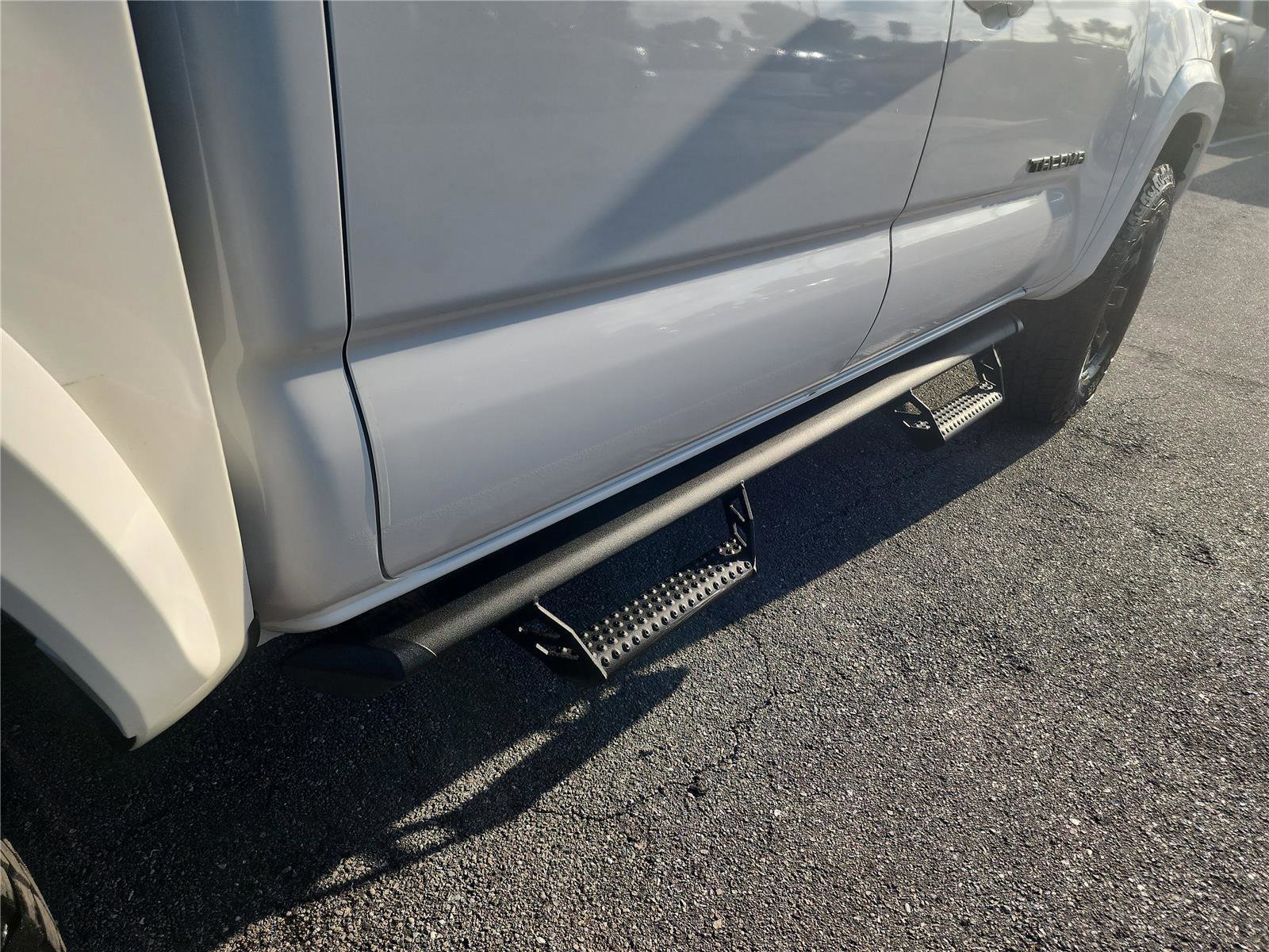 Used 2022 Toyota Tacoma TRD Sport w/ TRD Premium Sport Package image 25