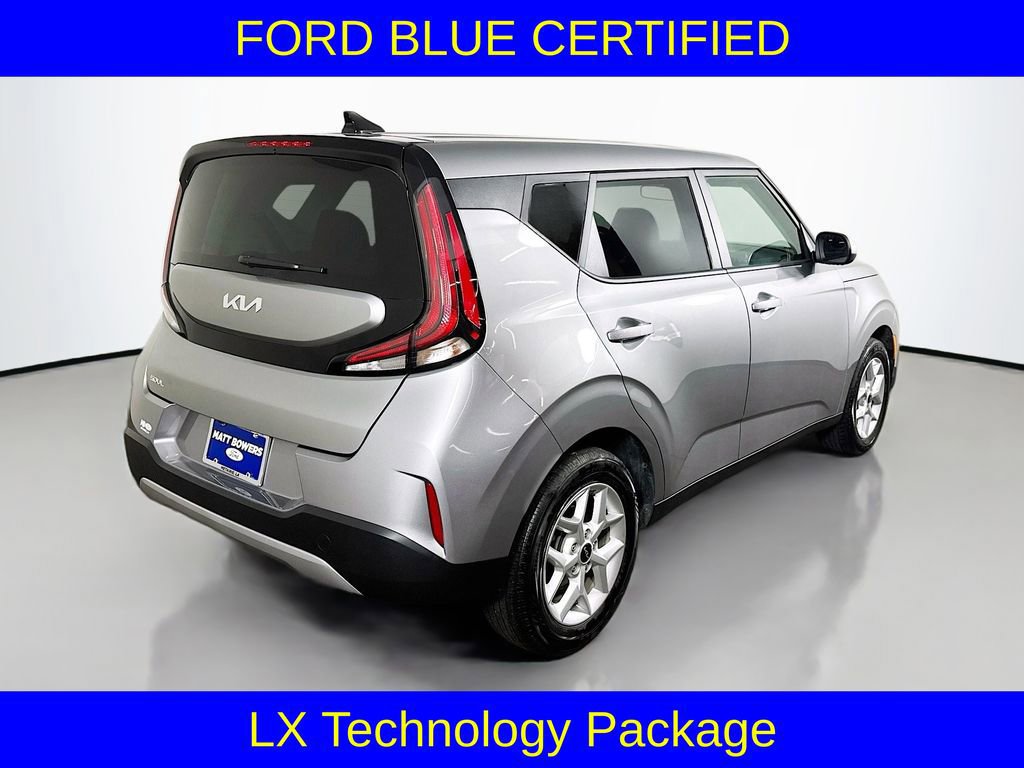 Used 2025 Kia Soul LX w/ LX Technology Package image 3