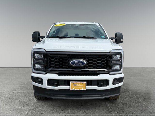 Certified 2024 Ford F250 XL w/ STX Appearance Package AWD/4WD image 9