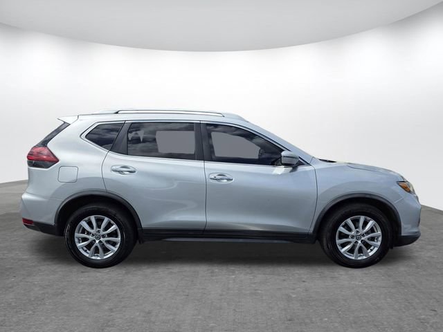Used 2019 Nissan Rogue SV FWD image 3