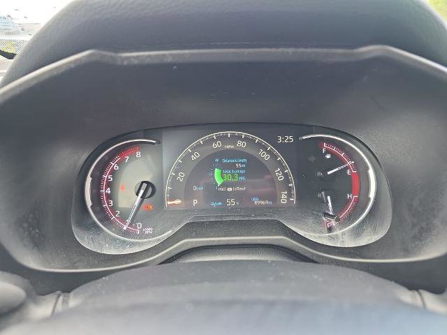 Used 2024 Toyota RAV4 LE AWD/4WD image 25