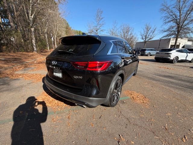 Used 2022 INFINITI QX50 Luxe w/ Appearance Package image 18