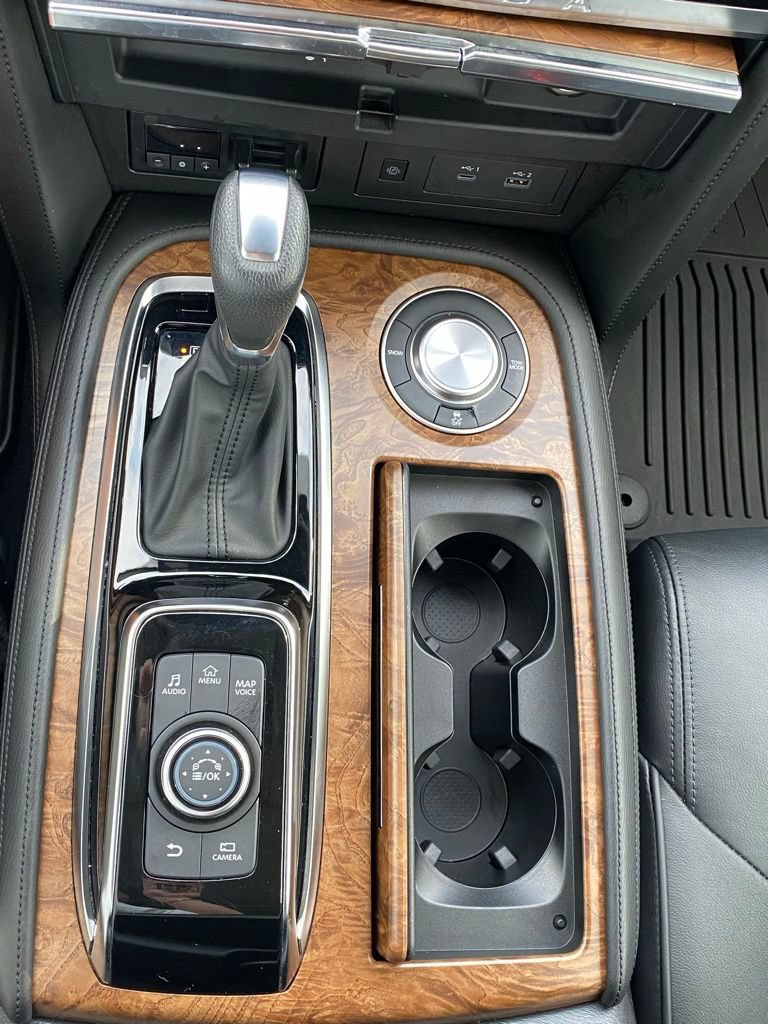Used 2022 Nissan Armada SL RWD image 18