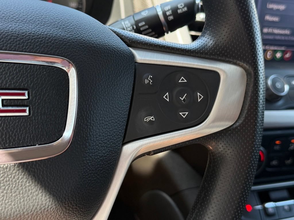 Used 2023 GMC Acadia SLE FWD image 28