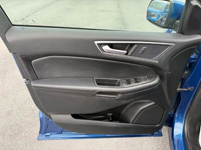 Certified 2022 Ford Edge SEL w/ Convenience Package AWD/4WD image 13