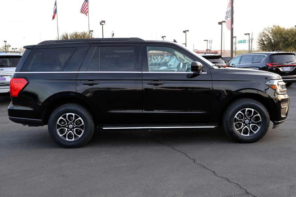 Certified 2023 Ford Expedition XLT AWD/4WD image 13