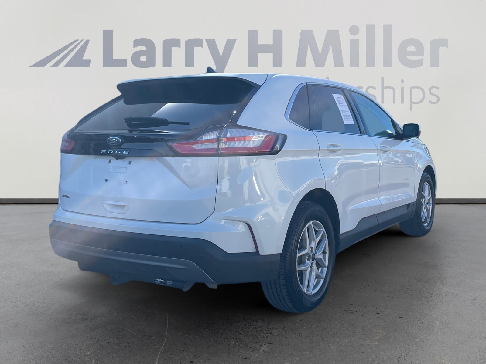 Certified 2021 Ford Edge SEL w/ Convenience Package image 5