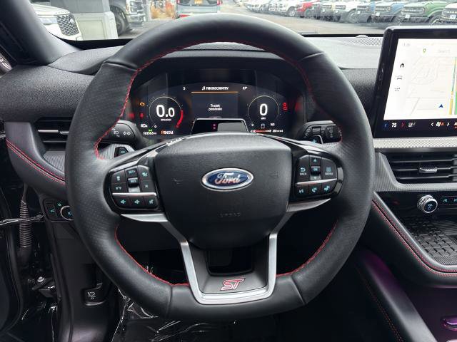 Certified 2025 Ford Explorer ST image 23