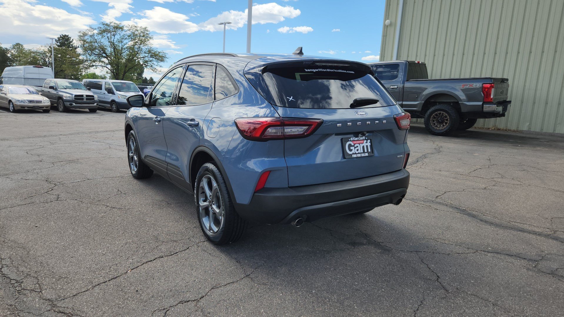 Certified 2025 Ford Escape ST-Line Select AWD/4WD image 9