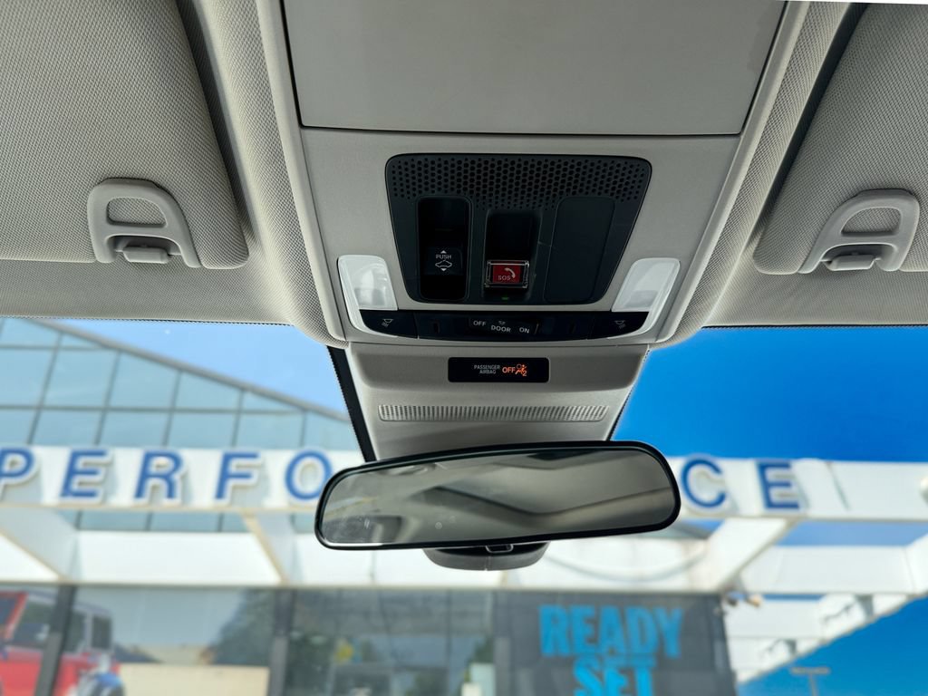Used 2025 Honda Accord SE image 31