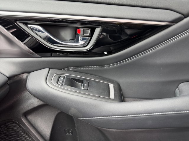 Used 2023 Subaru Outback Limited image 16