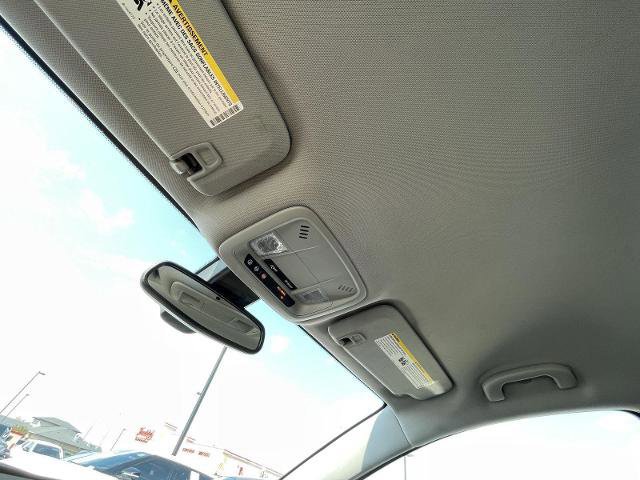 Used 2018 Chevrolet Malibu LT w/ Leather Package image 21