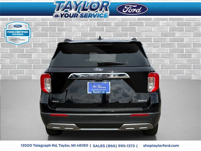 Certified 2023 Ford Explorer XLT w/ Equipment Group 202A image 4