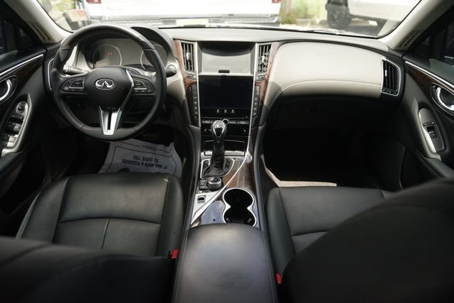 Used 2018 INFINITI Q50 Luxe w/ Essential Package (3.0T Luxe) RWD image 21