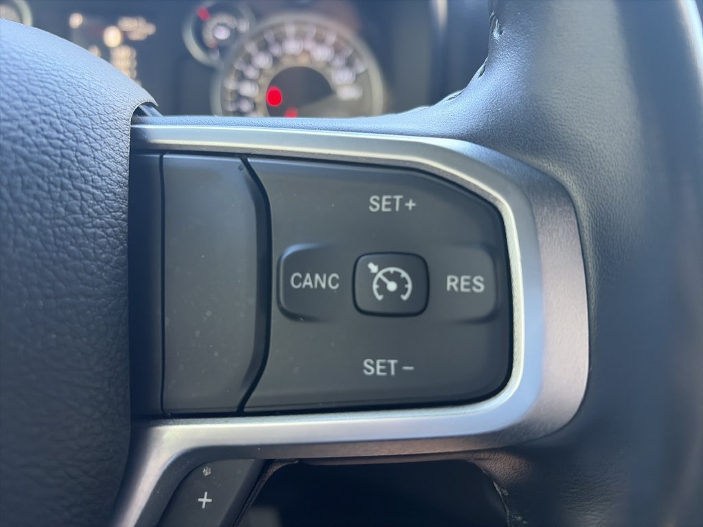 Used 2024 RAM 2500 Big Horn w/ Night Edition AWD/4WD image 21