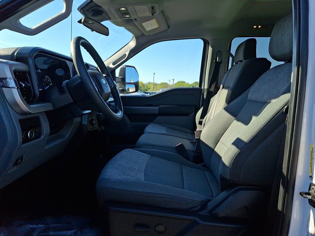 Certified 2024 Ford F350 XLT w/ FX4 Off-Road Package AWD/4WD image 13