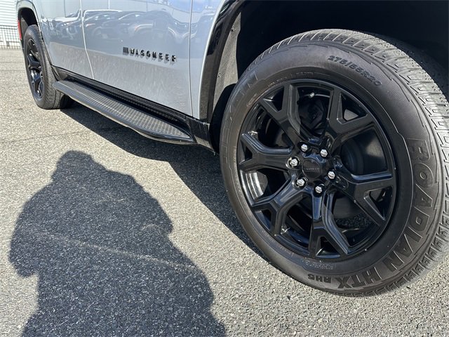 Used 2023 Jeep Wagoneer Series II image 11