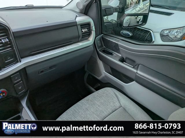 Certified 2026 Ford F250 XLT w/ XLT Premium Package AWD/4WD image 17