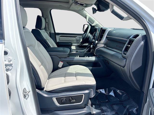 Used 2023 RAM 1500 Limited AWD/4WD image 32
