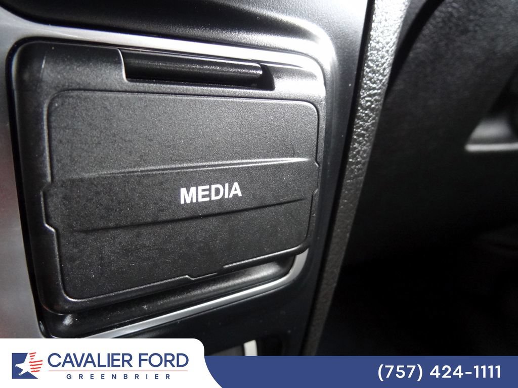 Used 2024 Jeep Gladiator Mojave w/ Technology Group AWD/4WD image 36