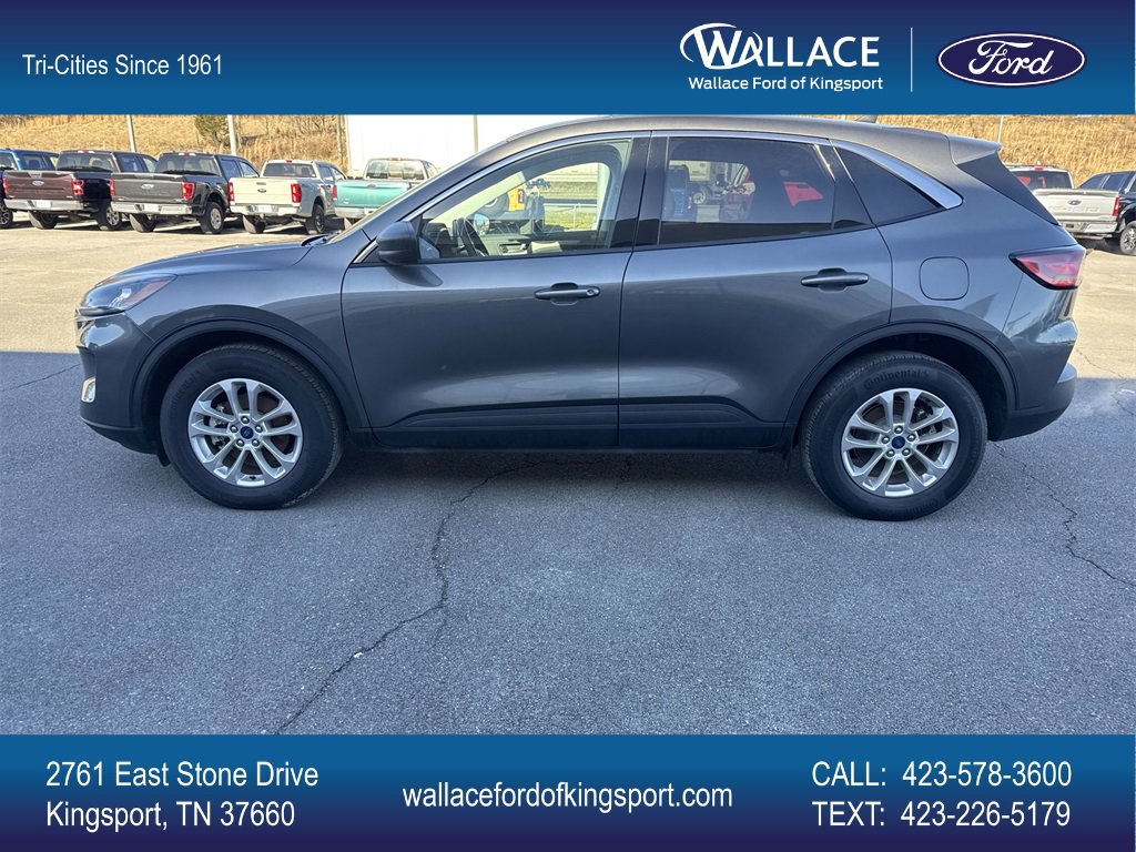 Certified 2022 Ford Escape SE image 3