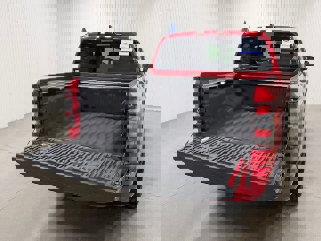 Used 2023 Nissan Frontier PRO-4X w/ Pro Convenience Package image 9