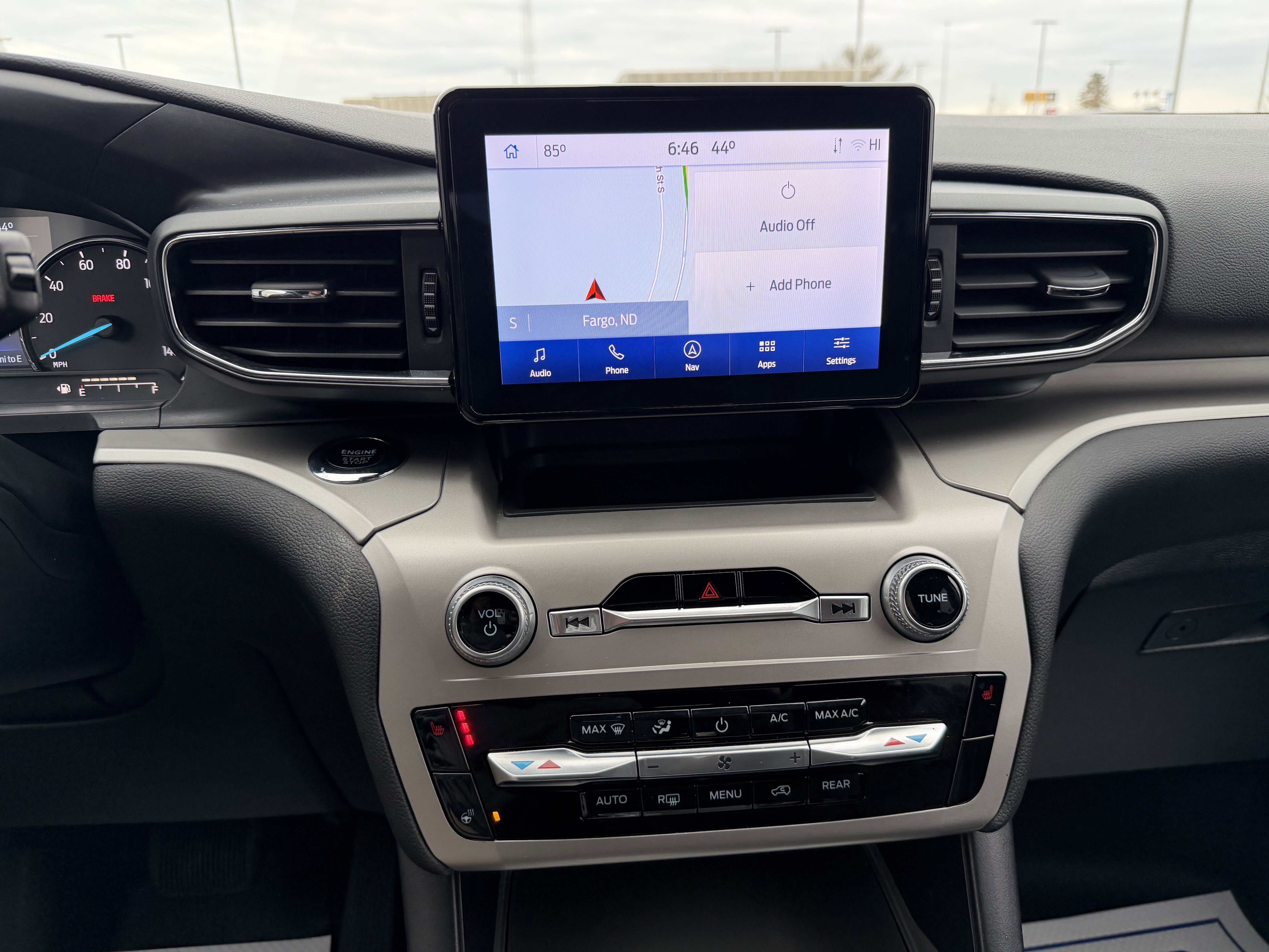 Certified 2023 Ford Explorer XLT w/ Equipment Group 202A AWD/4WD image 19