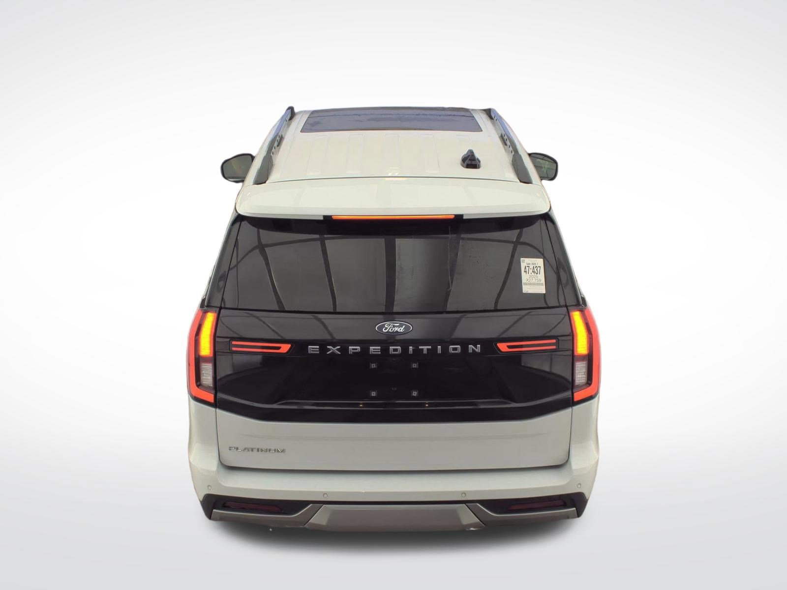 Certified 2025 Ford Expedition Platinum image 3