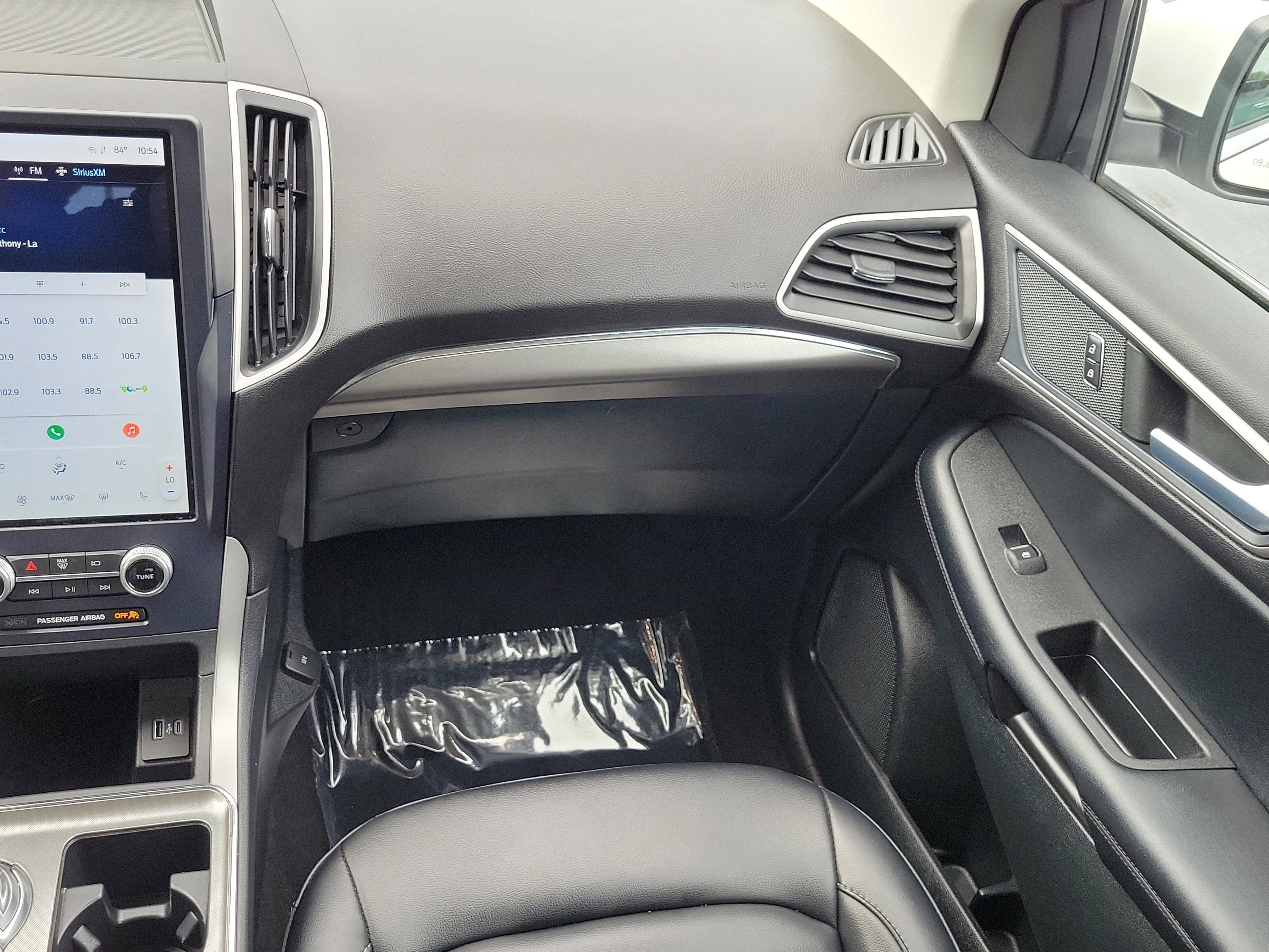 Certified 2022 Ford Edge SEL w/ Convenience Package AWD/4WD image 16