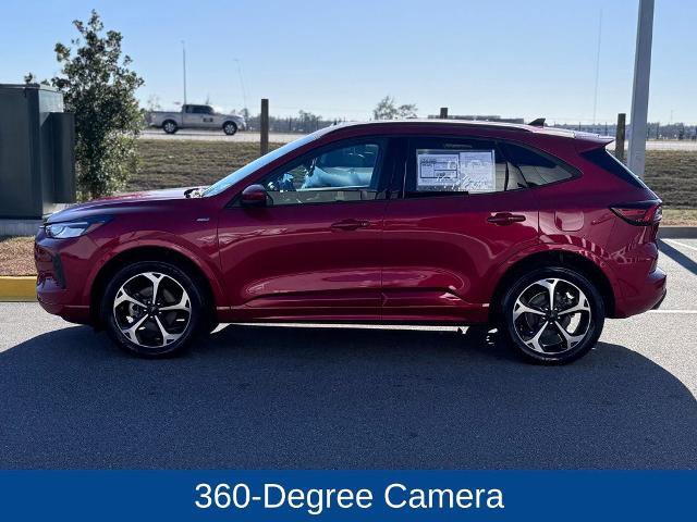 Certified 2023 Ford Escape ST-Line Select w/ Tech Pack #2 image 3