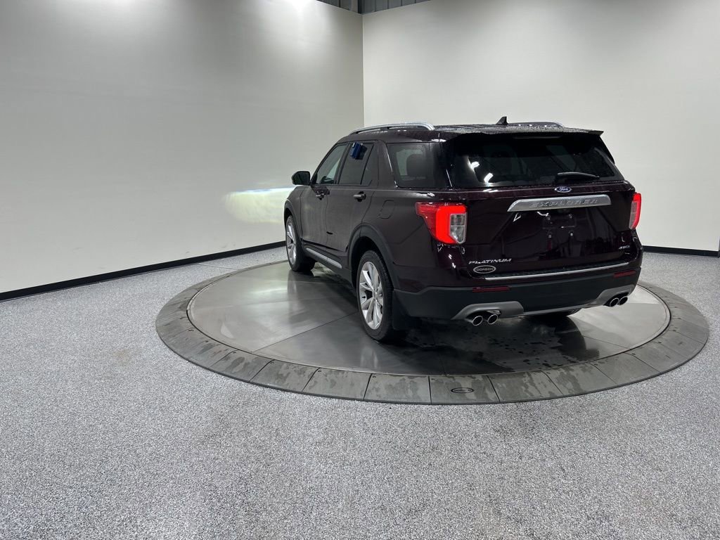 Certified 2023 Ford Explorer Platinum w/ Premium Technology Package image 3