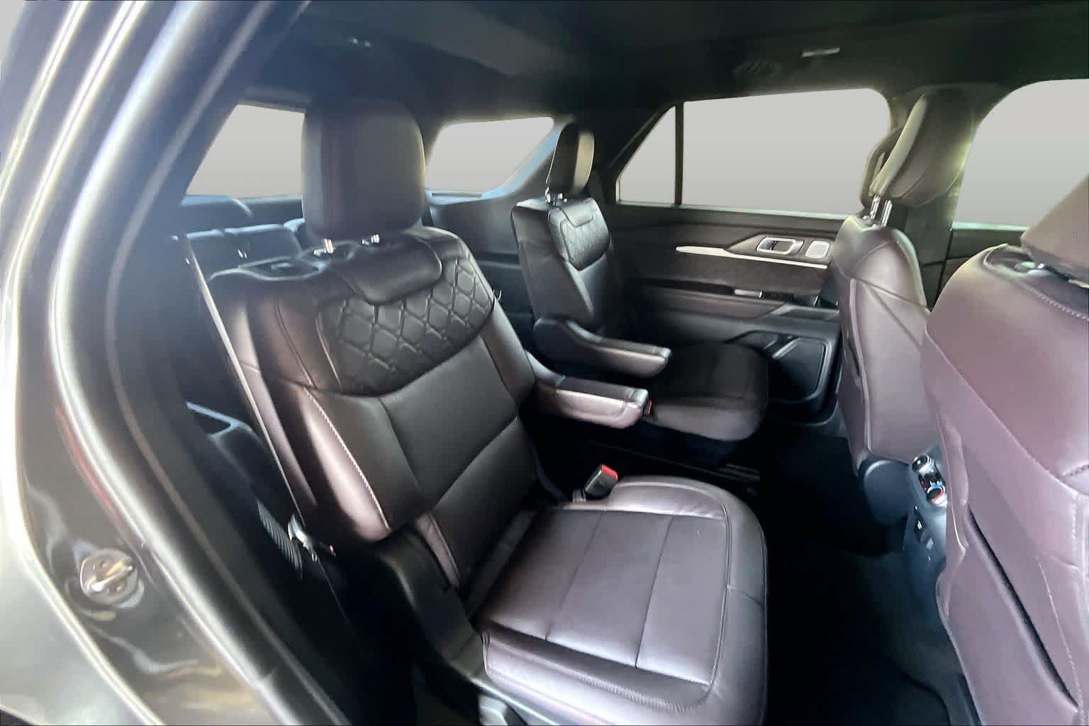 Certified 2025 Ford Explorer Platinum w/ Ultimate Package RWD image 20